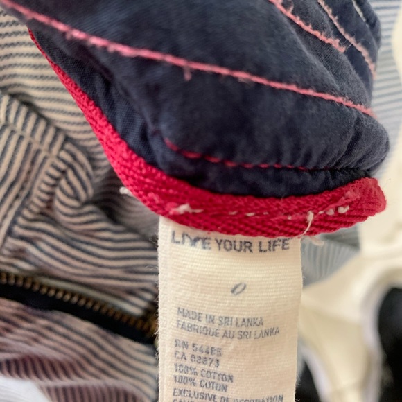 American Eagle pin stripe shorts zipper detail - Picture 6 of 7